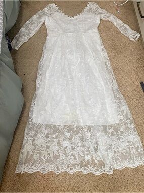Romantic White Lace Long-Sleeve White Gown